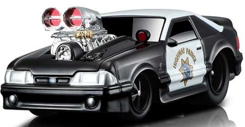 Maisto Muscle Machines Ford Mustang SVT Cobra 1993 "Highway Patrol" 1/64 scale