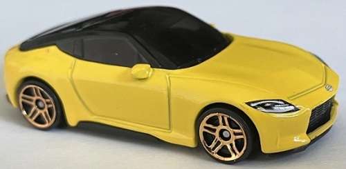 Hotwheels Hot Wheels Diecast Model Car 2022 124/250  Nissan Z Proto Factory Fresh 1/64 scale
