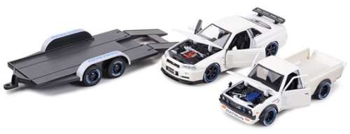 Maisto Diecast Model Car 32754 Design Transport Datsun 620 Pickup 1973 + Nissan Skyline GT R GTR R34