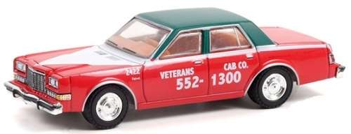 Greenlight Diecast Model Car Exclusive Dodge Diplomat 1983 `Veteran`s Cab Co` Taxi 1/64 scale new