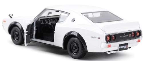 Maisto 31528 Nissan Skyline 2000 GT R KPOC110 1973 1/24 scale