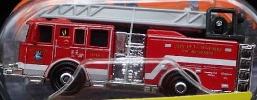 Matchbox Diecast Model Car Moving Parts Segrave Fire Engine Fire Truck + extending ladder new in pac