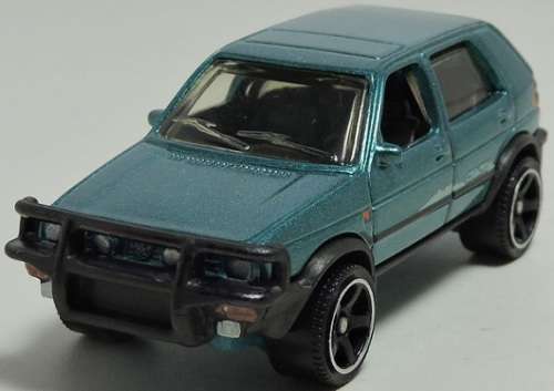 Matchbox Diecast Model Car 2018 4 / 125 VW Volkswagen Golf Country 1990 1/64 scale new in pack