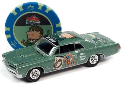 Johnny Lightning Diecast Model Car Pop Culture Pontiac GTO 1965 `Clue` + Game Token 1/64 scale new