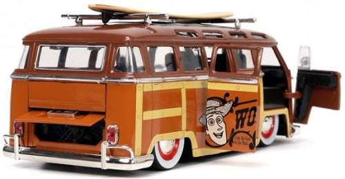 JADA Diecast Model Car 33176 VW Volkswagen Kombi Bus T 1 T1 + Woody Figurine Toy Story Disney Movie