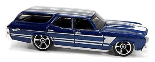 Hotwheels Hot Wheels Diecast Model Car 2022 111/250 Chevy Chevrolet Chevelle SS Stationwagon 1970 Wa