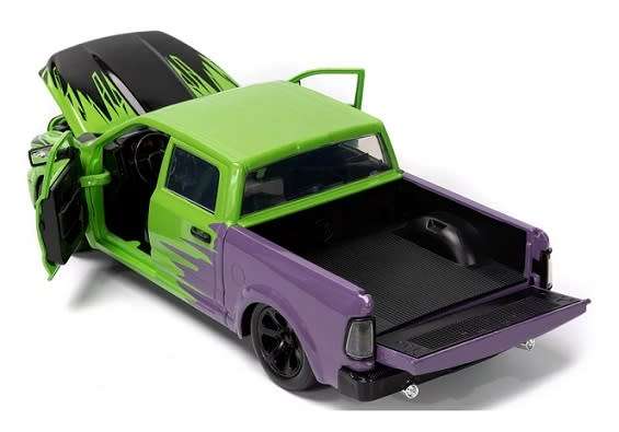 JADA Diecast Model Car 99726 Dodge RAM 1500 Pickup 2014 + Hulk figurine Marvel Avengers 1/24 scale