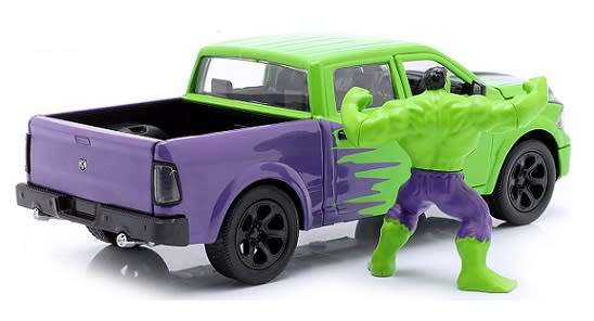 JADA Diecast Model Car 99726 Dodge RAM 1500 Pickup 2014 + Hulk figurine Marvel Avengers 1/24 scale
