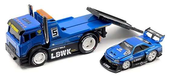 Maisto Muscle Machines Diecast Model Car Transport JDM Flatbed Truck + Nissan Skyline GT R R34 1999