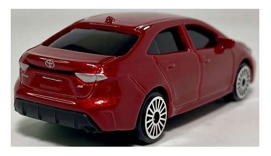 Maisto Diecast Model Car Toyota Corolla 2021 1/64 scale