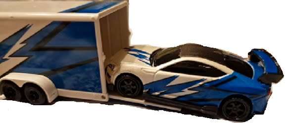 Maisto Model Car Design Series Team Hauler Chevy Chevrolet 1500 Pickup 1987 + Subaru BRZ 2019 + Trai