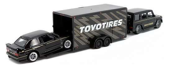 Maisto Diecast Model Car Design Series Hauler Mercedes Benz G Class & BMW 3 Series M 3 M3 1988 + Tra