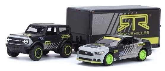 Maisto Diecast Model Car Design Series Hauler Ford Bronco 2021 + Ford Mustang GT 2015 + Enclosed Tra