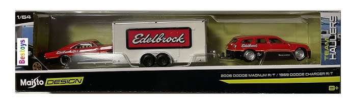 Maisto Diecast Model Car Design Series Hauler Dodge Magnum RT 2006 + Dodge Charger RT 1969 + Trailer