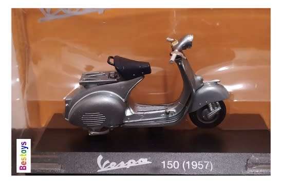 Vespa Piaggio Diecast Model Scooter Collection 150 1957 1/18 scale