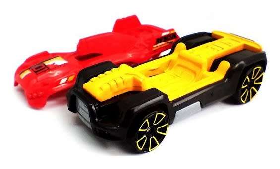Hotwheels Hot Wheels Diecast Model Car 2023 102/250 Drone Duty Metro 1/64 scale