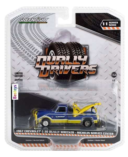 Greenlight Dually Chevy Chevrolet C 30 Wrecker Tow Truck 1967 `Michelin` 1/64 scale