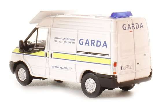Oxford Diecast Model Car FT007 Ford Transit Van Police `Garda` OO 1/76 railway scale