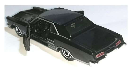Matchbox Moving Parts 2023 Buick Riviera 1964 70th Anniversary