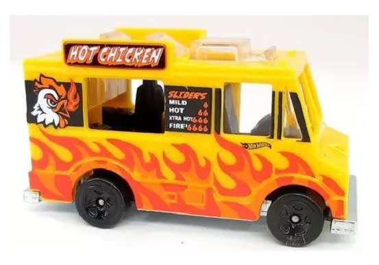 Hotwheels Hot Wheels Diecast Model Car 2022 31/250 Quick Bite Food Truck Sweet Rides