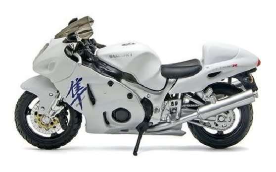 Maisto Diecast Bike Motorcycle Suzuki GSX 1300 R 1300R Hayabusa 1/18 scale