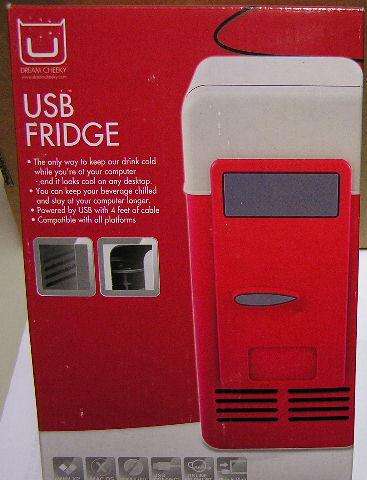 USB Fridge , no driver required ,plug and play , 1,2 m cable , keeps your beverage cold , new in box