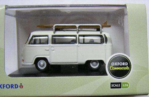Oxford Car VW011 Volkswagen VW Kombi Bus plus surfboards , OO 1/76 scale , new in box