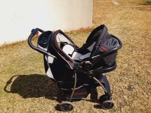 Chelino Cruze pram with car seat