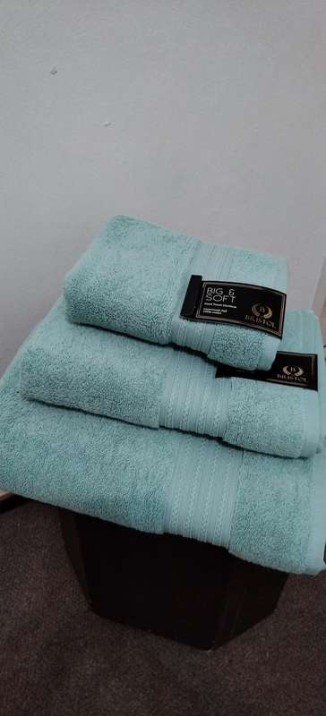 Bristol Big & Soft Towel Set