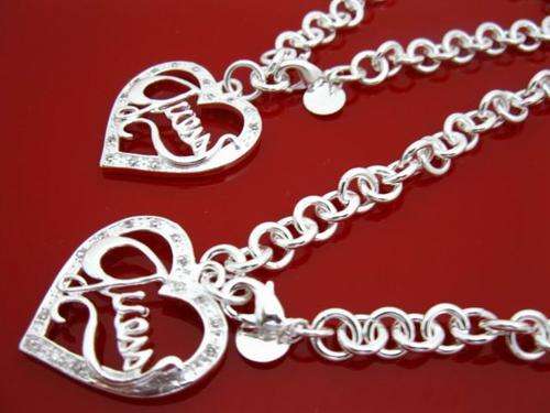 GUESS!!!!! sterling silver lovely guess set N22
