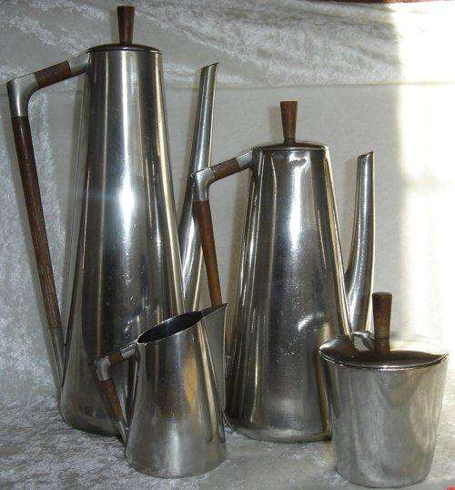 ART DECO ROYAL HOLLAND PEWTER TEA, COFFEE, CREAMER AND SUGAR BOWL SET WITH TEAK FINISHINGS