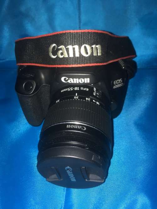 CANON 4000D DSLR CAMERA WITH 18-55 EF 3.5-5.6 MARK III LENS SET