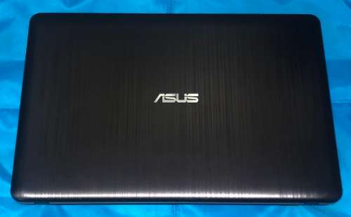 ASUS VIVOBOOK X540UA