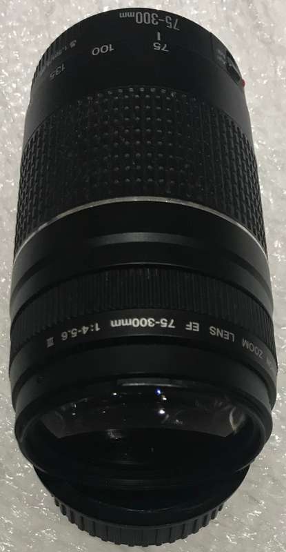 CANON 75-300mm 4-5.6 III LENS IN GOOD WORKING CONDITION