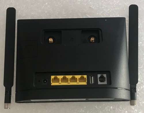 HUAWEI ROUTR B315s-936 4GB/LTE WORKING IN EXCELLENT CONDITION-
