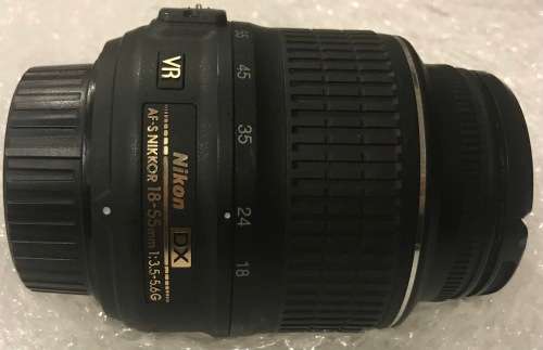 NIKON DX LENS AF-S 18-55mm 3.5-5.6G VR IN GOOD WORKING CONDITION
