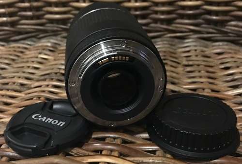 Canon Lens 75-300mm III IN Good workINg Condition - OFF