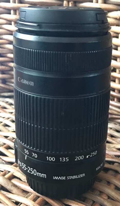 Canon Lense EF-S 55-250mm F/4-5.6 II Image Stablizer in Good working Condition - 10% OFF