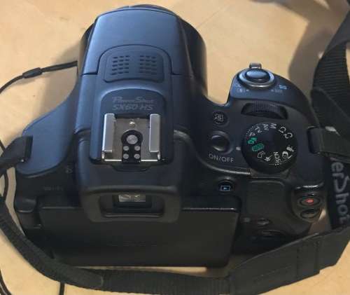 CANON SX60 HS CAMERA IN GOOD WORKING CONDITION