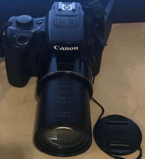 CANON SX60 HS CAMERA IN GOOD WORKING CONDITION