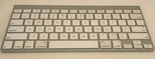 Apple wireless Keyboard and Mouse set A1314-A1296 In Excellent Working Condition 10%