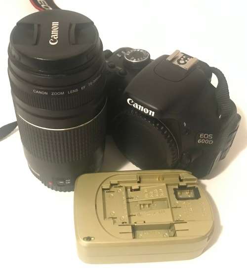 CANON EOS 600d WITH 75-300mm 1:4-5.6 III IN EXCELLENT  WORKING CONDITION 10% OFF ON FULL PRICE
