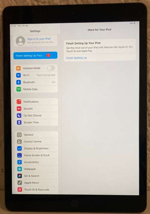Ipad A2198 10.2` Retina Display (7th Gen) Celluler + wifi  128gb In Excellent Condition