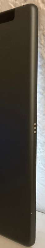 Ipad A2198 10.2` Retina Display (7th Gen) Celluler + wifi  128gb In Excellent Condition