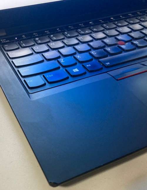 Lenovo T490 14` I7-8th Gen 8gb Ram 512gb Ssd In Good Working Condition