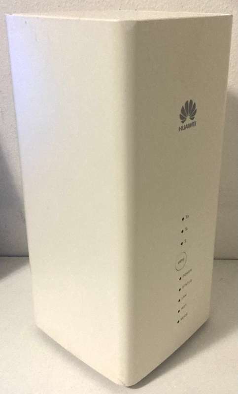 Huawei B618s-65d Router - Support 4G & 5G  ALL NETWORK with excellent condition