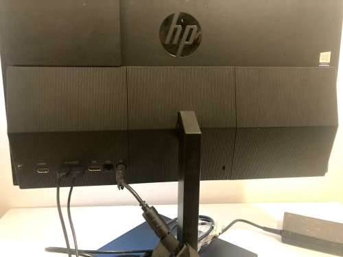 HP ProOne G5 AIO All In One PC 21.5 INCH i5-9th Gen 8GB 1TB In Good Working Condition