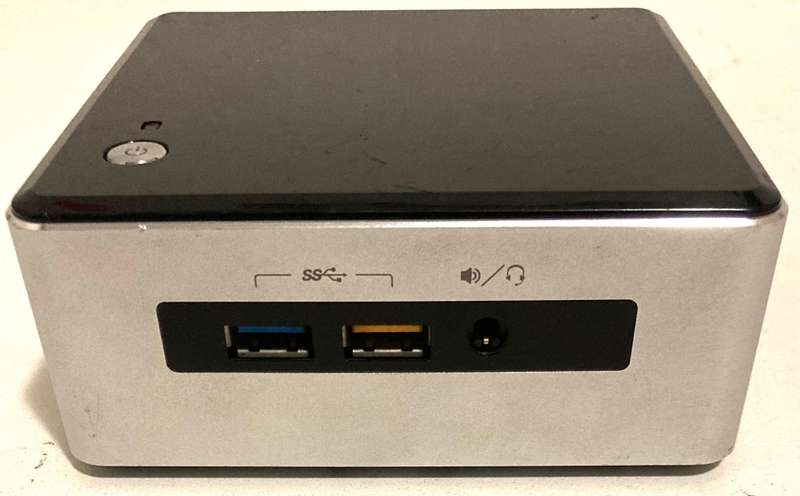 NUC MINI PC I5-5TH GEN 8GB RAM 128GB SSD eXCELLEN mACHINE FOR sCHOOLERS/sTARTERS