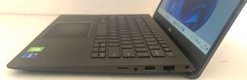 Dell Vostro 5042 14` i7-11th Gen 8gb Ram 1tb SSD with NVIDIA Geforce MX330 2GB GRAPHICS CARD