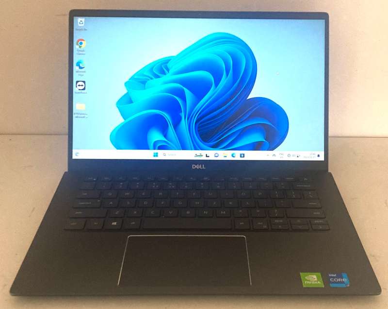 Dell Vostro 5042 14` i7-11th Gen 8gb Ram 1tb SSD with NVIDIA Geforce MX330 2GB GRAPHICS CARD